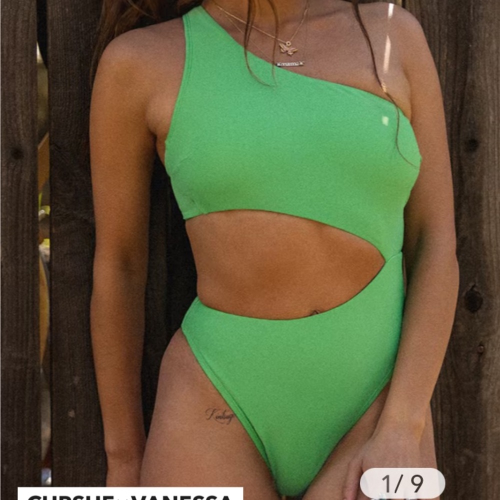 Bathing Suit - Picture 4 of 5